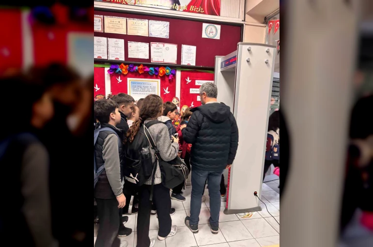 Altıeylül Ortaokulu artık daha güvenli 