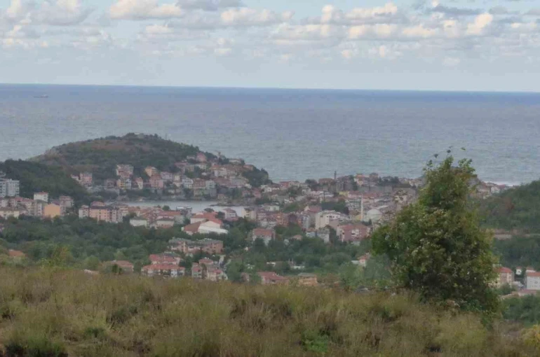 Amasra’da denizin rengi değişti 