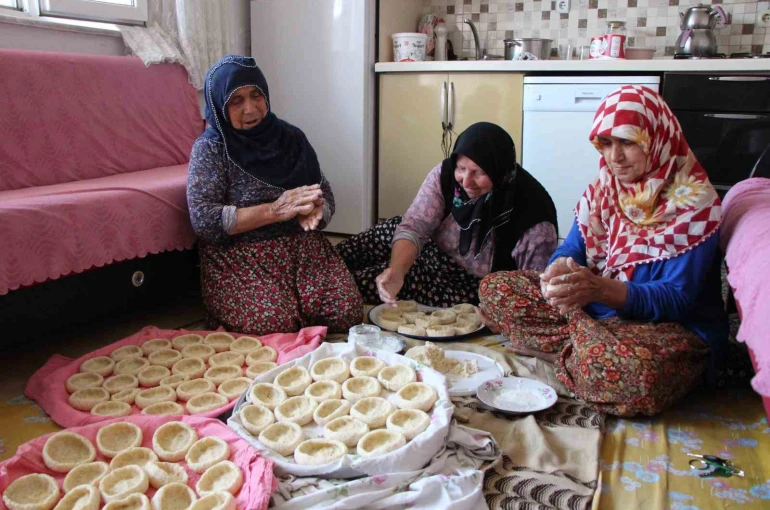 Amasya’da geleneksel ’çanak tarhana’ mesaisi başladı 