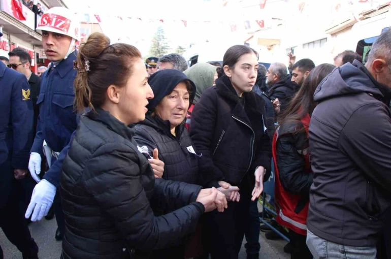 Amasyalı şehidin annesi: "Armağan’ım güle güle git"