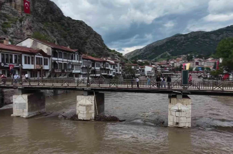 Amasya’nın asırlara meydan okuyan taş köprüleri 