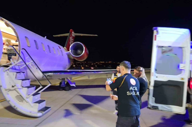 Ambulans uçak 4 buçuk aylık bebek için havalandı 