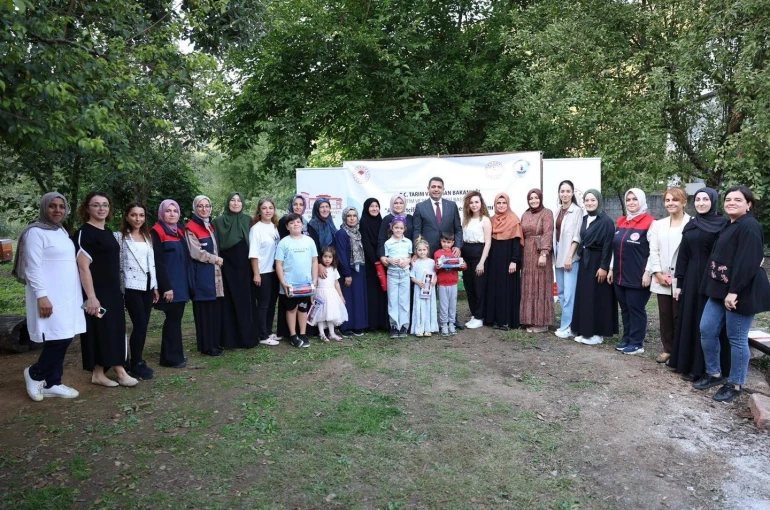 Ana dokunuşuyla arı sütü değerleniyor 