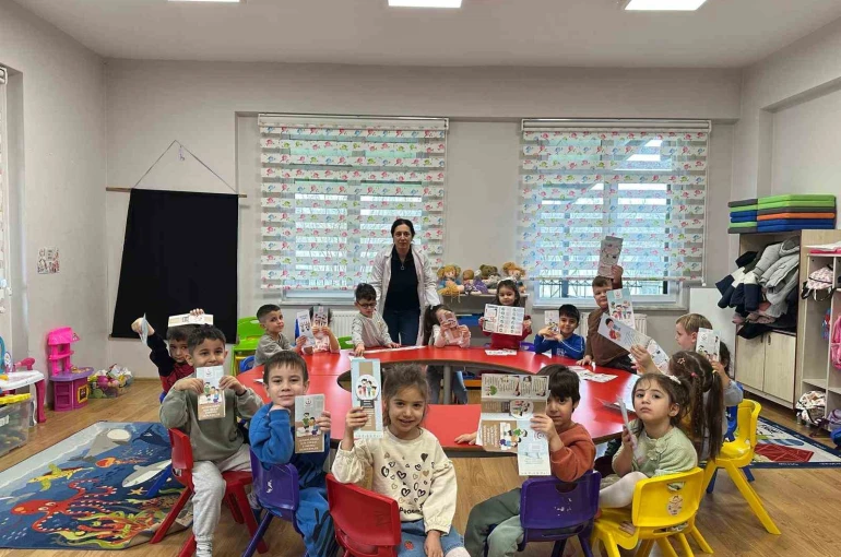 Ana okulu öğrencilerine sağlık eğitimi 