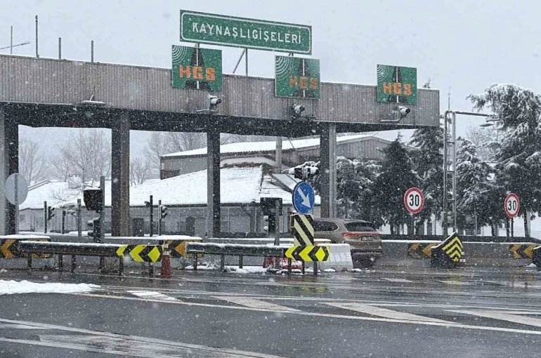 Anadolu otoyolunda kontrollü geçiş sağlanıyor 
