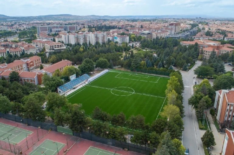 Anadolu Üniversitesi öğrencilerine sportif açıdan güçlü bir kampüs yaşamı sunuyor 