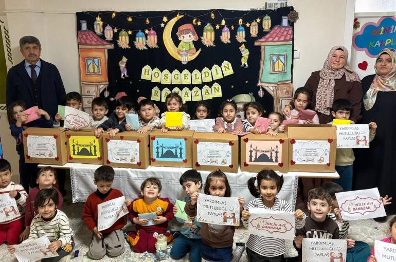 Anamur’da miniklerden Ramazan dayanışması