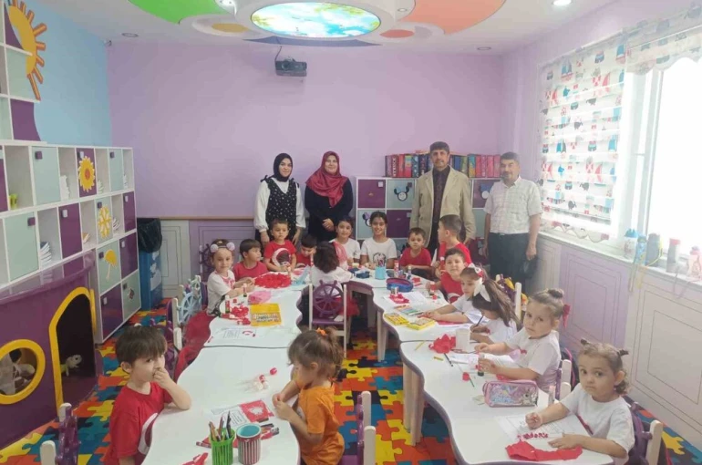 Anamurlu miniklerden Cumhuriyet Bayramı coşkusu 