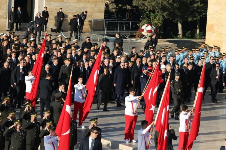 Anıtkabir’de 10 Kasım töreni düzenlendi 