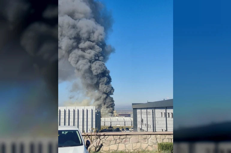 Ankara’da bir fabrikada yangın çıktı 