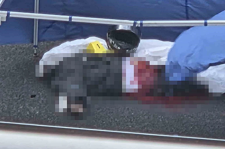 Ankara’da feci kaza: bariyere çarpan motosikleti sürücünün üzerinden otobüs geçti 