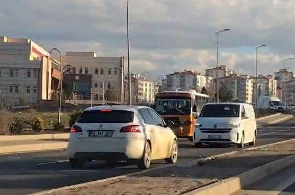 Ankara’da ters şeride giren sürücüye 11 bin 629 lira ceza 