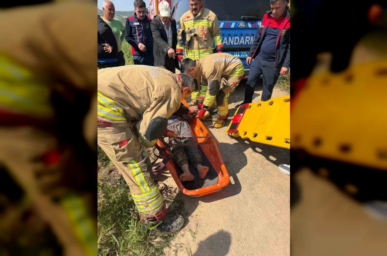 Antakya’da traktörün altında kalan kadın yaralandı 