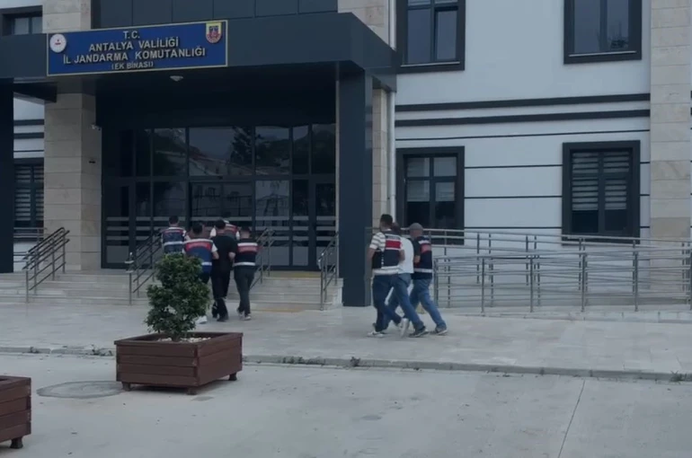 Antalya merkezli 27 ilde eş zamanlı yasa dışı bahis operasyonu: 79 gözaltı 