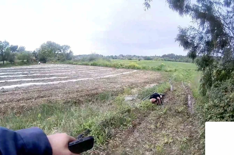 Antalya’da 2 gündür kayıp olarak aranan turist jandarma tarafından yarı baygın halde bulundu