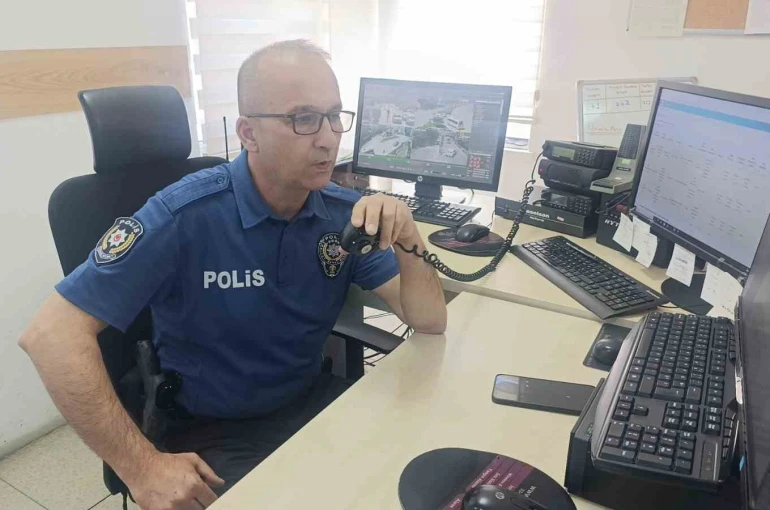 Antalya’da 30 yıllık polis memurundan telsizde arkadaşlarına duygusal veda 