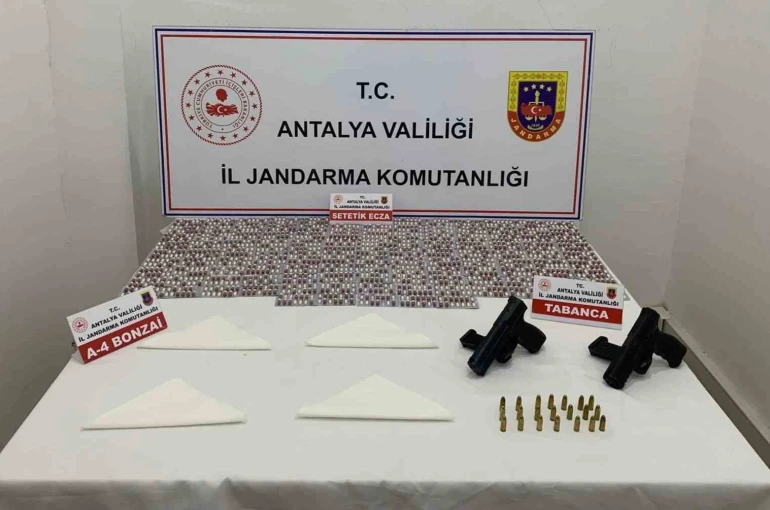 Antalya’da 528 bin kullanımlık uyuşturucu madde ele geçirildi 