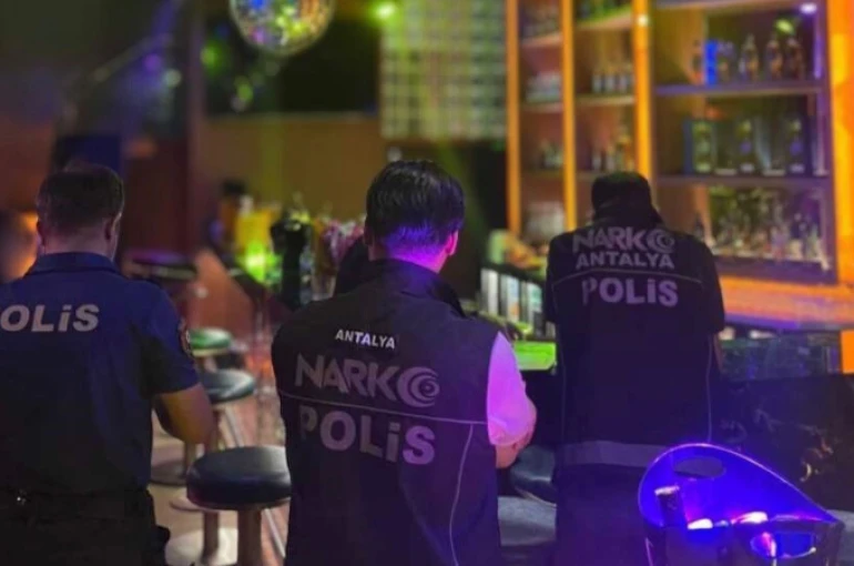 Antalya’da asayiş uygulamalarında binlerce kişi sorgulandı