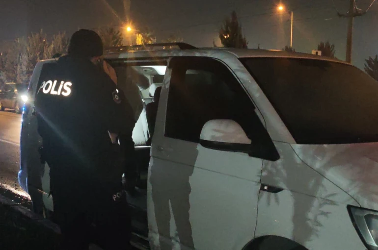 Antalya’da bir kişi park halindeki araçta ölü bulundu