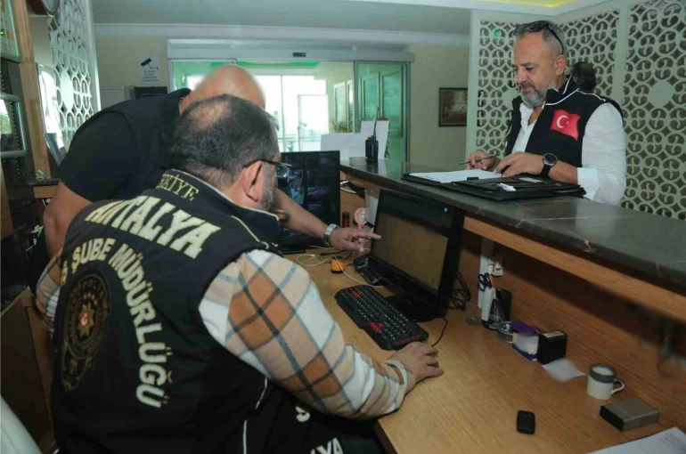 Antalya’da konaklama ve araç kiralama firmalarına eş zamanlı denetim 
