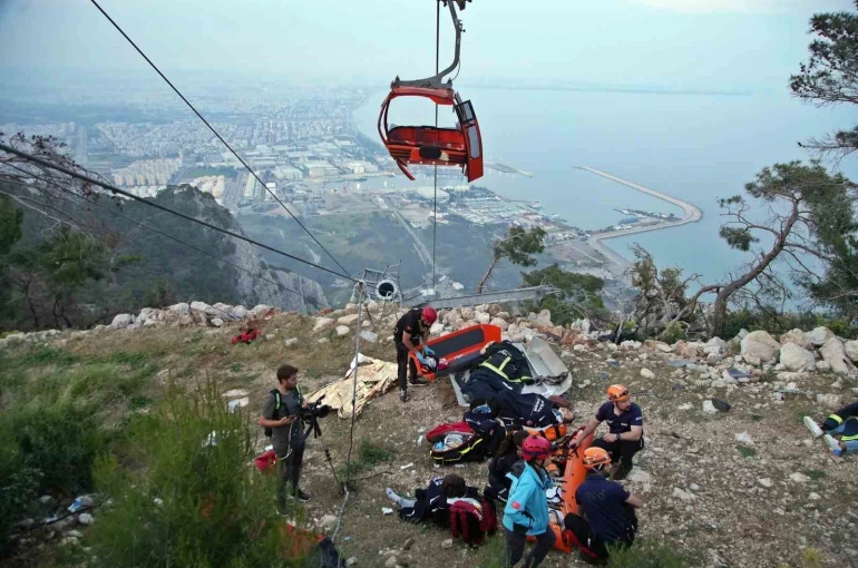 Antalya’daki teleferik kazası davasında karar açıklandı: 8 sanığa hapis cezası 
