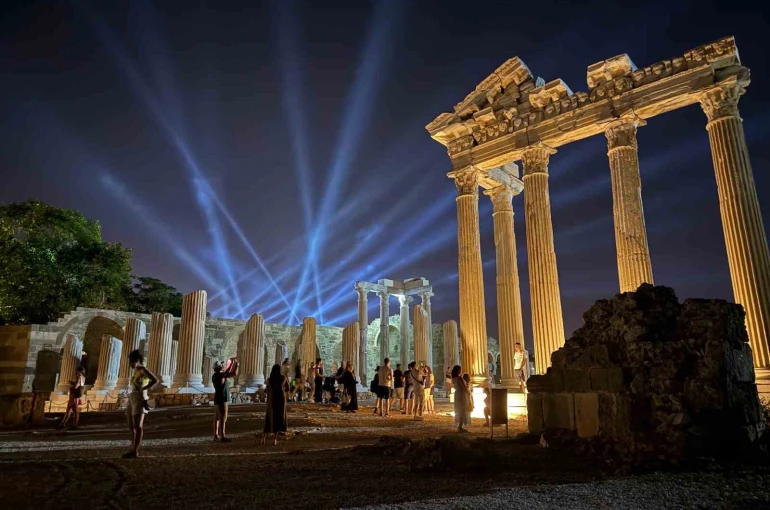 Antalya’ya Ekim ayında en çok turist Almanya’dan geldi 