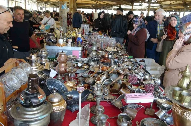 Antikacılar Derneği Başkanı Adem Akgün: "Antikacılık Kütahya’da bir kültür haline geldi" 