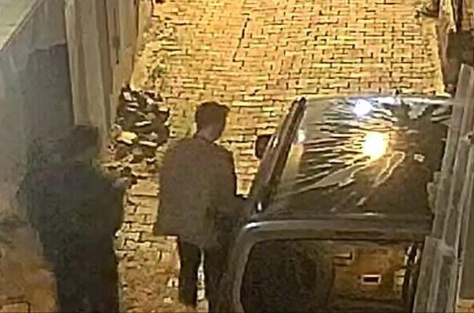 Araçlara dadanan hırsızlar, 35 kamera incelenerek yakalandı 