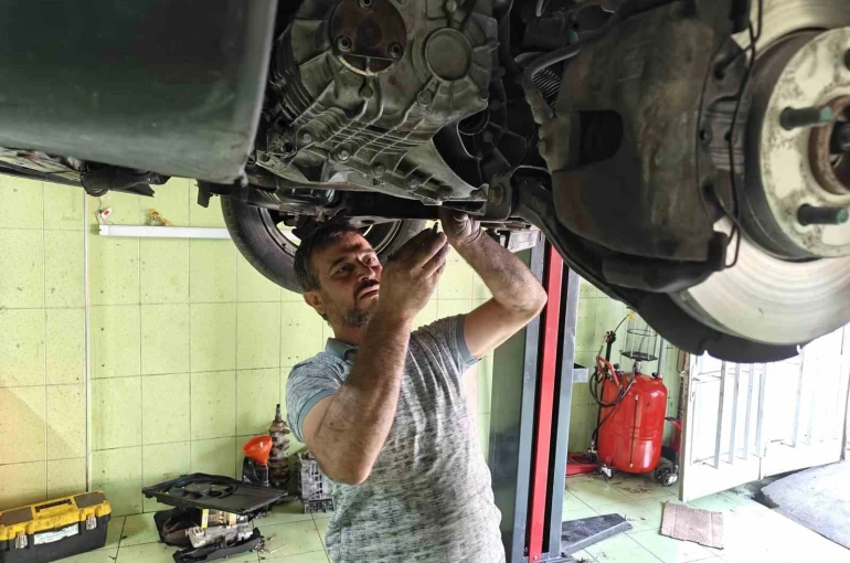Araçlardaki yağ kaçağı yangına sebep oluyor 