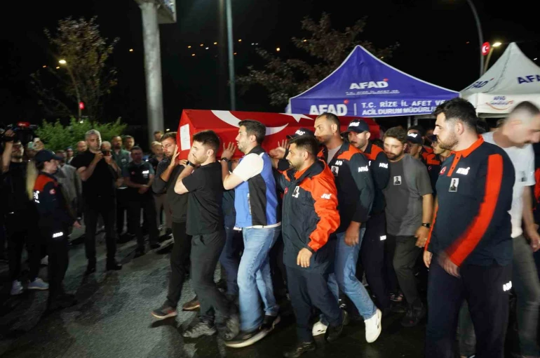 Arama-Kurtarma çalışmalarında hayatını kaybeden AFAD personeli için Rize’de tören düzenlendi