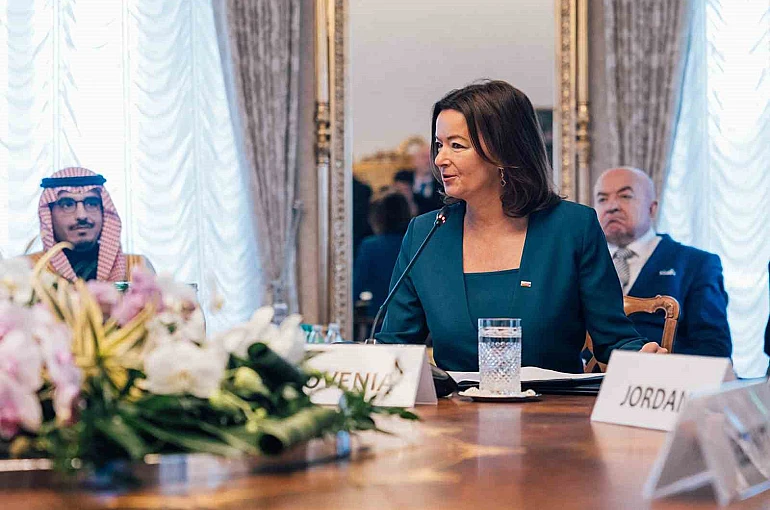 Arap-İslam Bakanlar Komitesi, Slovenya Dışişleri Bakanı ile görüştü 