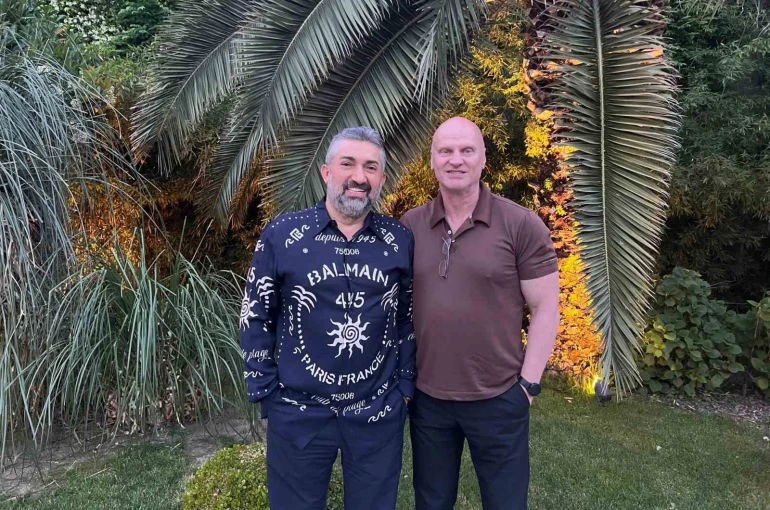 ARCA Çorum FK, Arsenal’in eski scoutu Jürgen Kost ile bir araya geldi