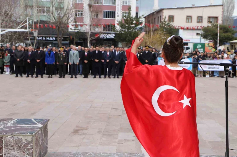 Ardahan’da 23 Nisan coşkusu törenle kutlandı 