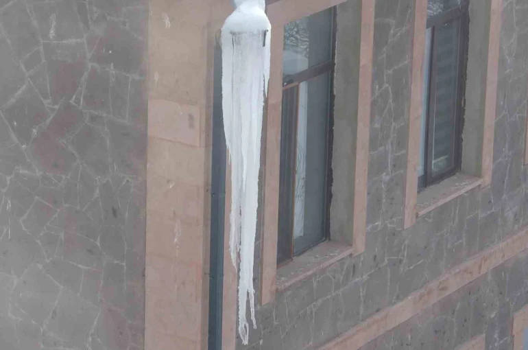 Ardahan’ın Göle ilçesi Türkiye’nin en soğuk yerleşim yeri oldu 