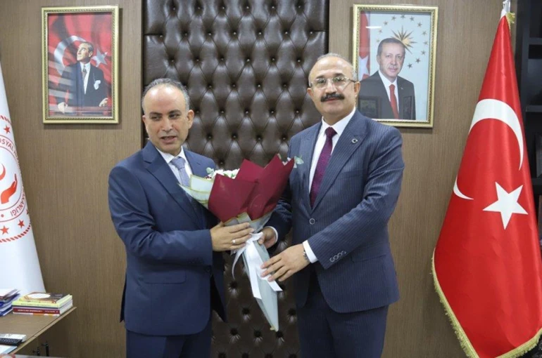 Arif Topal Konya İl Milli Eğitim Müdürü olarak görevine başladı