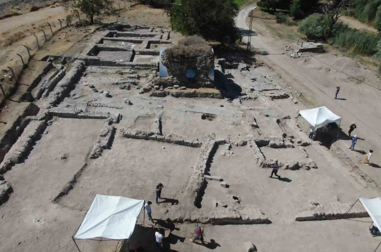Arkeolojik kazılarla Kayseri’nin bilinmeyenleri ortaya çıkartılıyor 
