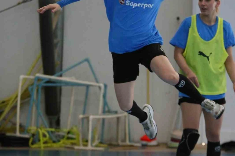 Armada Praxis Yalıkavakspor, Trabzon deplasmanı öncesi hazırlıklarını sürdürüyor 