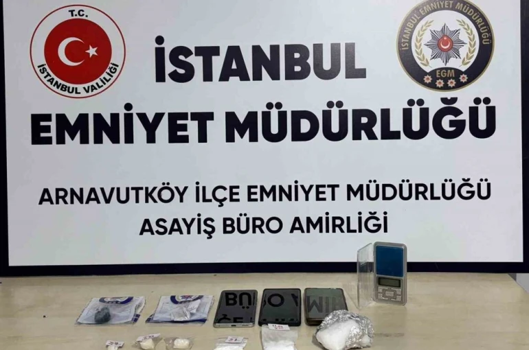 Arnavutköy’de uyuşturucu operasyonunda 4 kişi tutuklandı 
