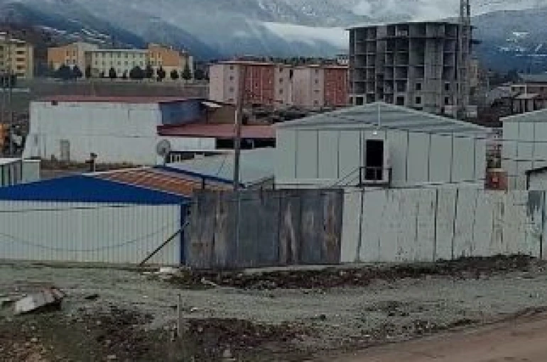 Artvin’de inşaattan düşen işçi hayatını kaybetti 