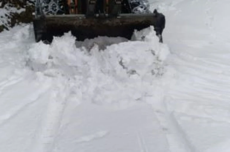 Artvin’de kar nedeniyle 18 köy yolunda ulaşım sağlanamıyor 