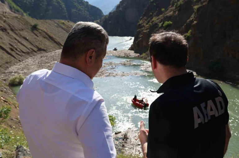 Artvin’de kayıp babayı arama çalışmaları 16’ıncı gününde sürüyor 