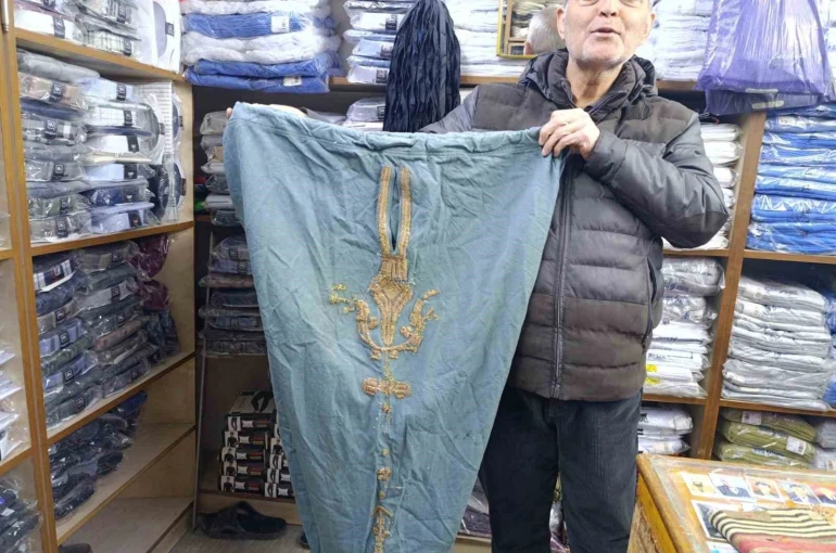 Asırlık Maraş abaları Tarihi Taş Han Çarşısı’nda yaşatılıyor 