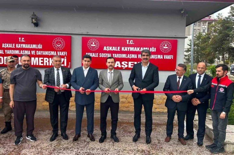 Aşkale’de aşevi hizmete açıldı: Günde 70 aileye sıcak yemek ulaştırılacak 