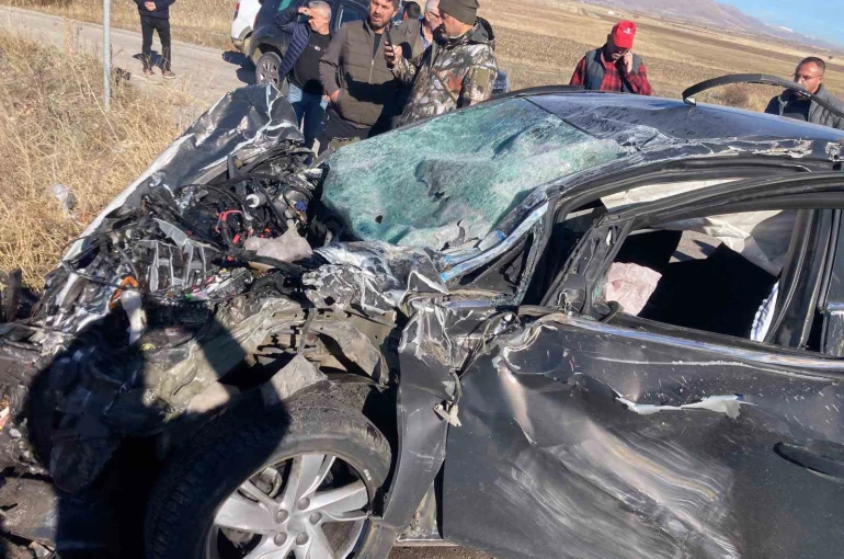 Aşkale’de trafik kazası: 2 yaralı 