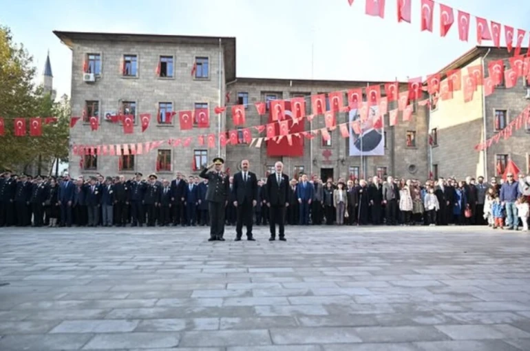 Atatürk vefatının 87’nci yıl dönümünde Isparta’da törenle anıldı 