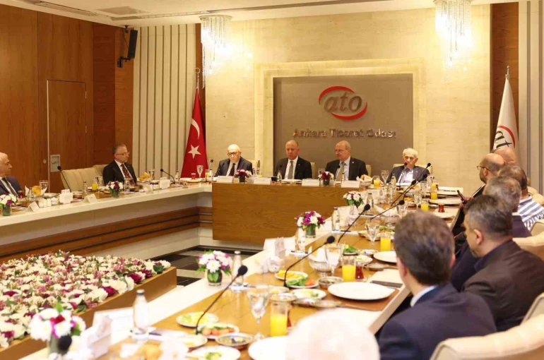 ATO Başkanı Baran: "Kağıt ve baskı sektörü 20 bin işletme ve 200 binden fazla kişiye doğrudan istihdam sağlıyor" 