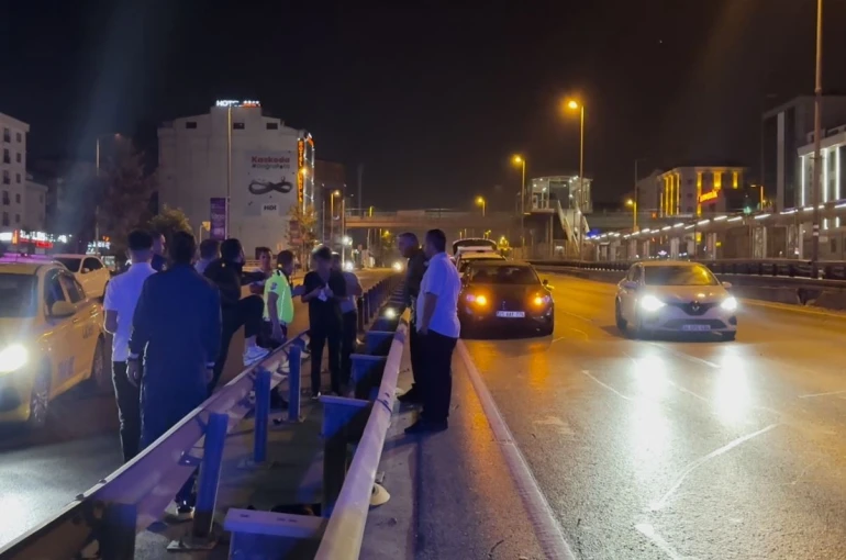 Avcılar’da alkollü sürücü zincirleme kaya yol açtı: Vatandaşlar sürücünün üzerine yürüdü