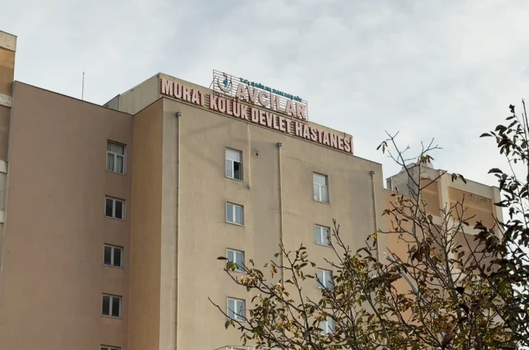 Avcılar’da tavuk pilav yiyen 8 kişi hastanelik oldu 