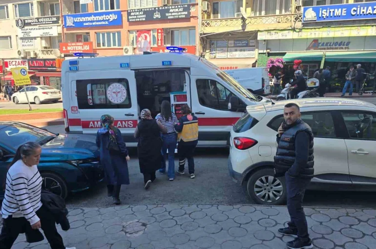 AVM tuvaletinde kadın baygınlık geçirdi 