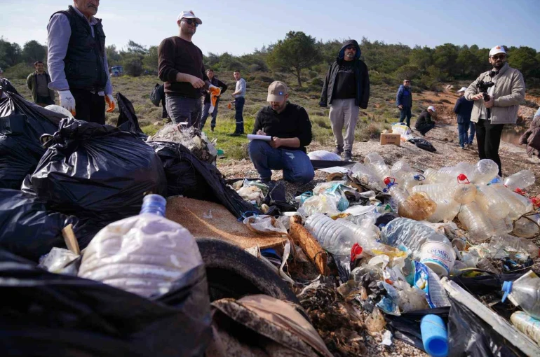 Avrupa Çevre Ajansı Deniz Çöpleri İzleme Programı kapsamında Ayvalık’ta temizlik seferberliği 